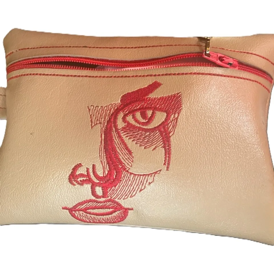 Cheryl's Creative Nook "face" handbag